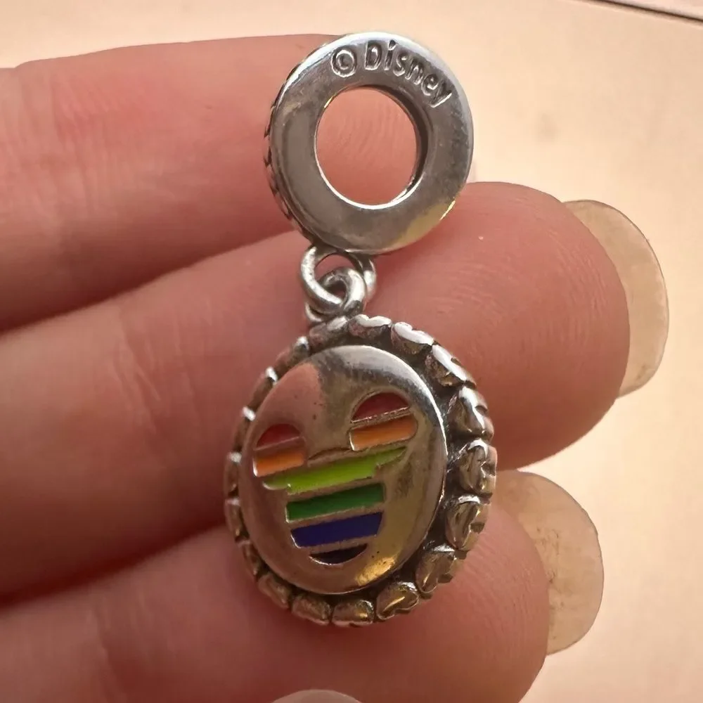 NWOT Pandora x Disney RETIRED Mickey Mouse Love Rainbow Silver Charm